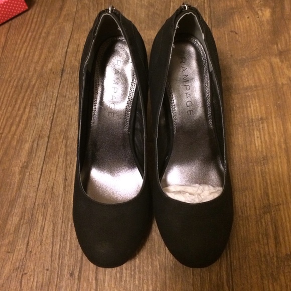 New Rampage size 8 1/2 heels!