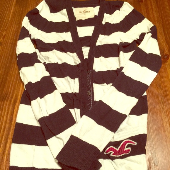 Hollister cardigan!