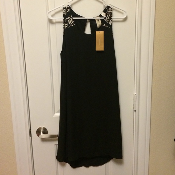 Francesca's closet NWT dress size small