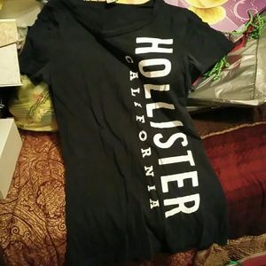 Womens size medium Hollister shirt