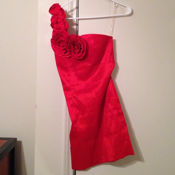 Red one shoulder homecoming dress - Picture 2 of 4
