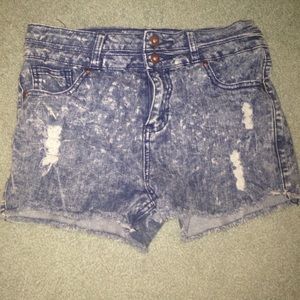 Acid washed high waisted shorts