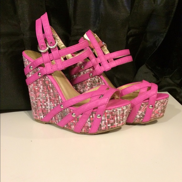 Pink colorful wedge shoes