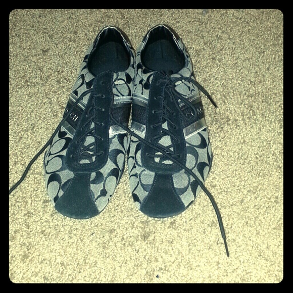 Size 7 1/2 - 8 coach shoes!