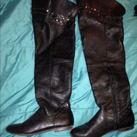 Mia above the knee boots with studs size 6
