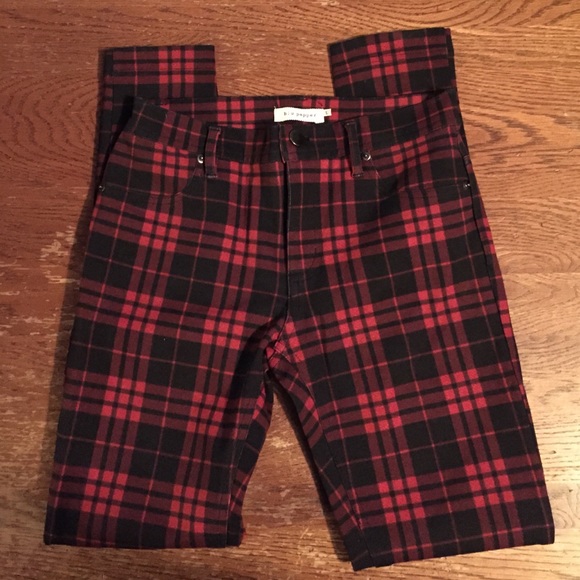 Red and black plaid skinny pants