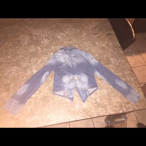 Long sleeve Jean jacket - Picture 2 of 2