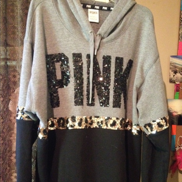 SOLD!Victoria Secret Pink BF fit leopard bling