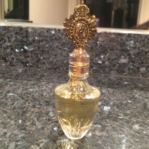 Juicy Couture perfume