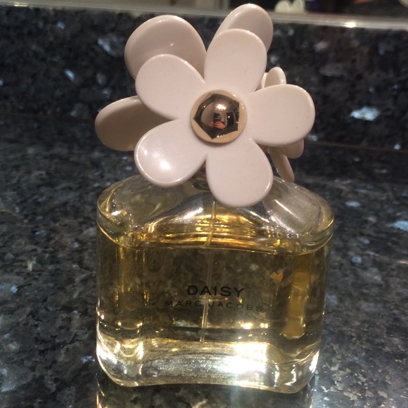 Daisy by Marc Jacobs perfume