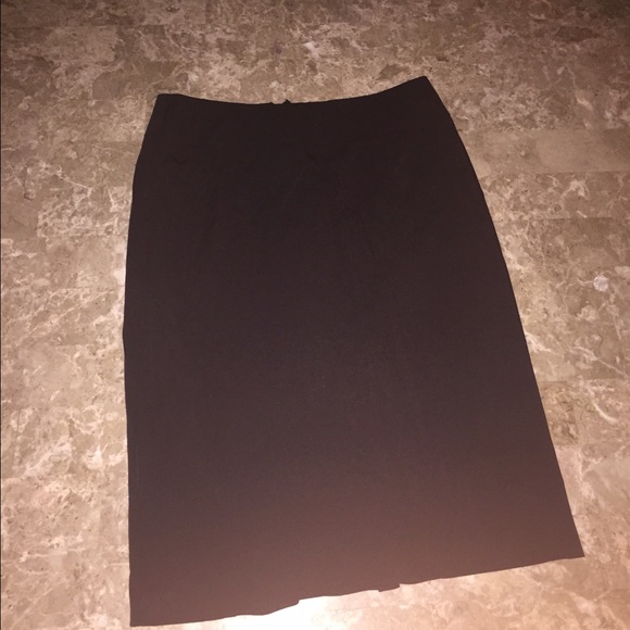 Skirt - Picture 1 of 2