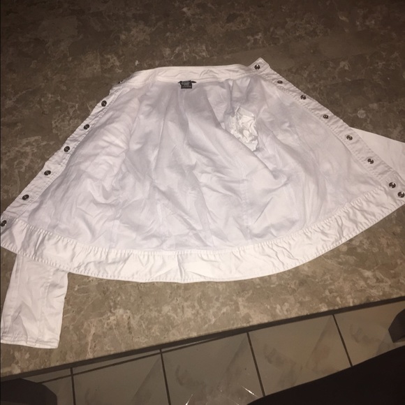 White jacket / sweater - Picture 4 of 4