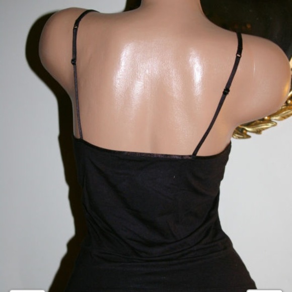 🚫SOLD🚫 Banana Rཽeཽpཽuཽbཽlཽiཽcཽ Tanks! 2 for $6♦️ - Picture 2 of 4