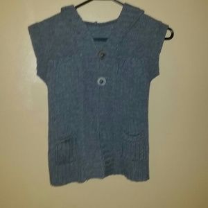 Short sleeve sweater