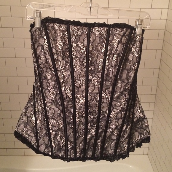 BeBe black lace bustier