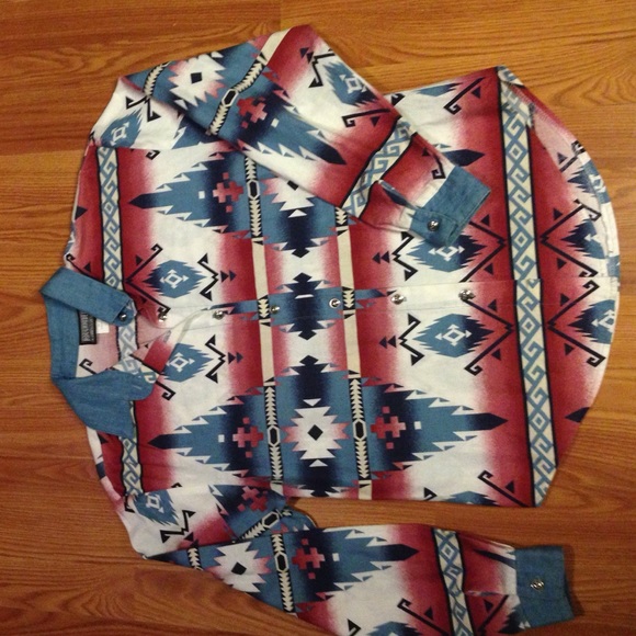 Tribal print button down - Picture 2 of 4