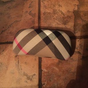 Burberry sunglass case