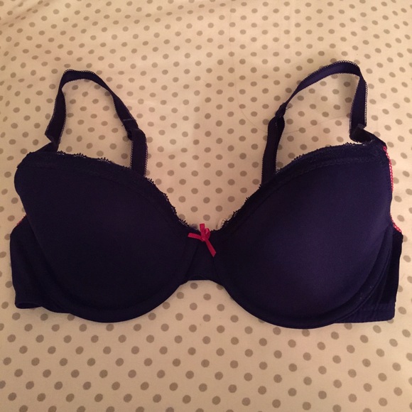 Bra 32B - Picture 1 of 1