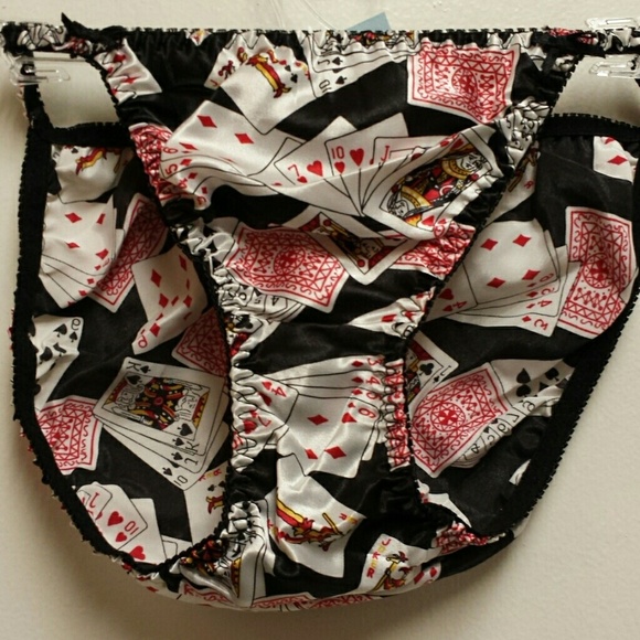 *FLASH SALE* Satiny soft PANTIES