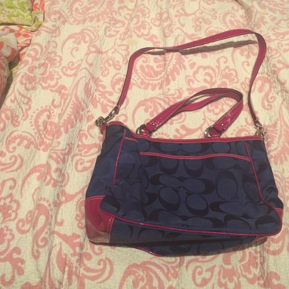 Navy and pink coach handbag - Picture 2 of 4