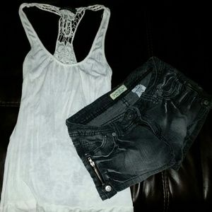 Top and shorts bundle set!!