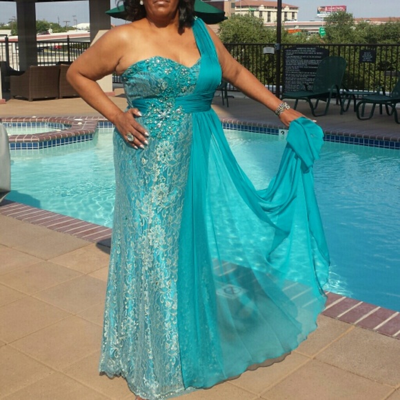 ***SOLD***Custom made gown-****SOLD****