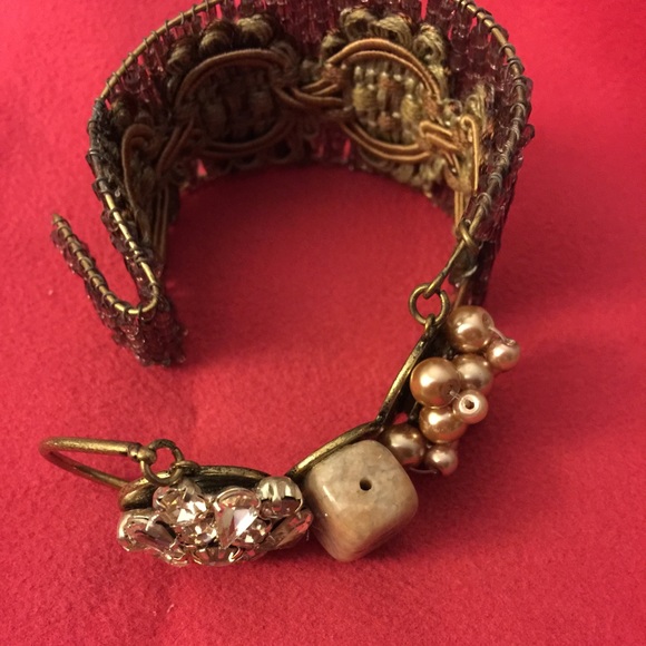 Amazingly unique Etsy bangle! - Picture 3 of 4