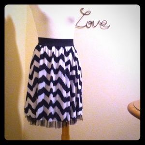 Flirty black and white skirt!