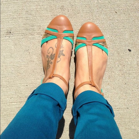 Jessica Simpson flats