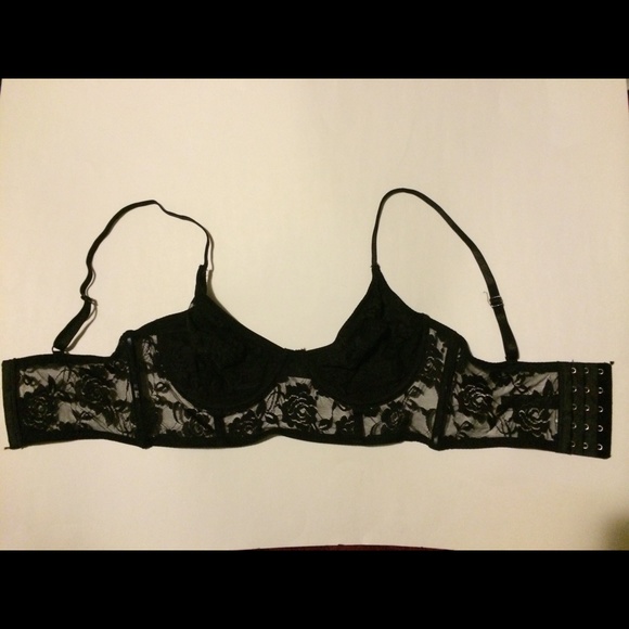Black lace bralette size L