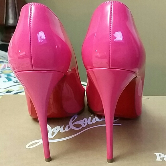 ❌SOLD❌💯% AUTHENTIC Christian Louboutin - Picture 2 of 4