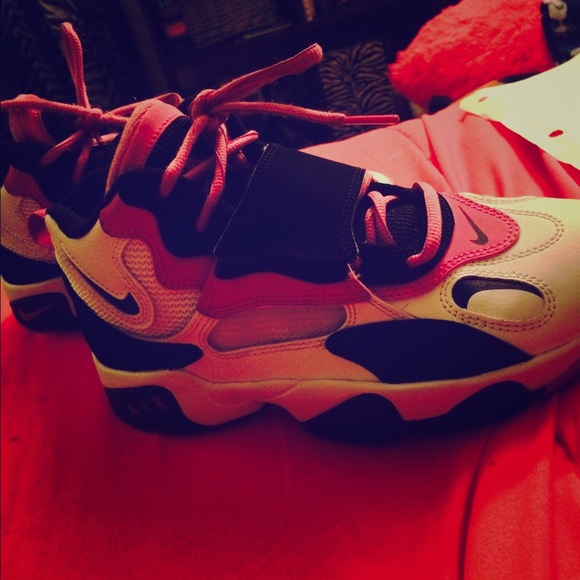 Nike Speed Turfs