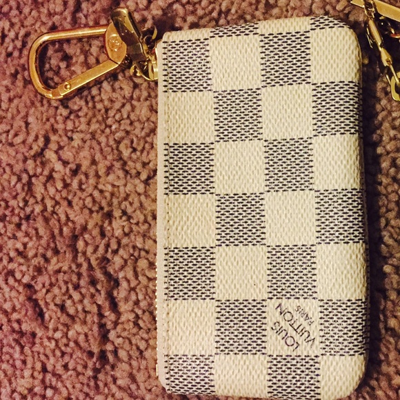 %100 Authentic LV Key Pouch
