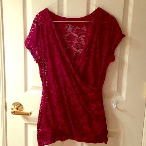 MAROON LACE DEEP NECK TOP