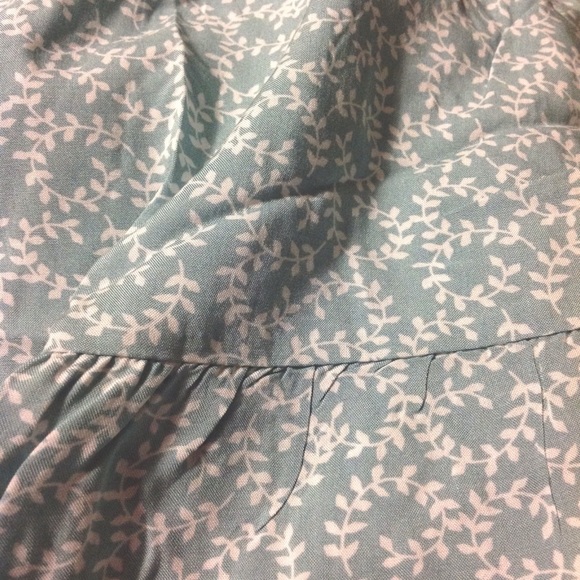 ❌BUNDLED❌Perfectly Indie Glam Sage sundress - Picture 3 of 3