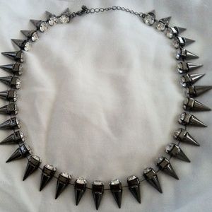 Spike diamonds necklace