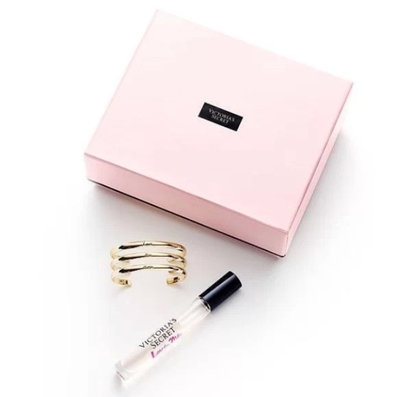 Victoria's Secret bracelet and perfume set