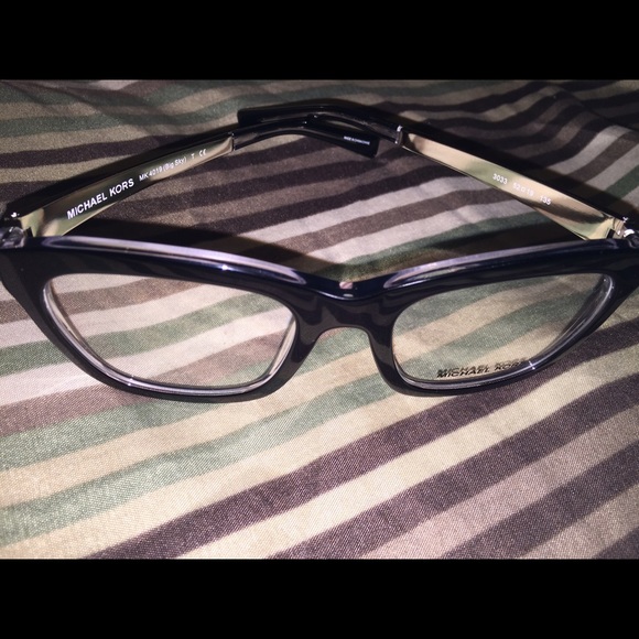 Michael kors glasses - Picture 3 of 3
