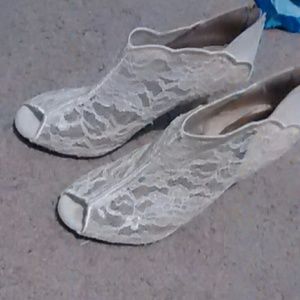 Super cute limited edition cato hells