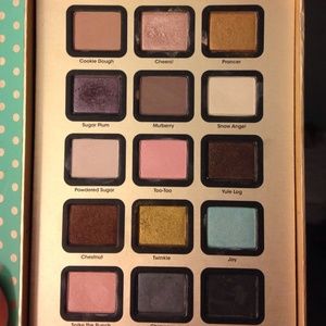 Joy to the girls palette LIMITED EDITION