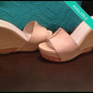 BCBG Rexx slide wedge