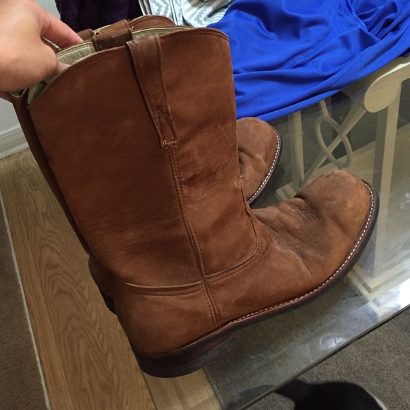 Boots - Picture 2 of 4