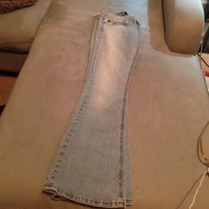 DollHouse jeans