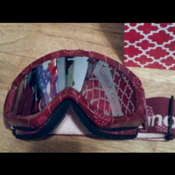 Anon women's snowboard goggles