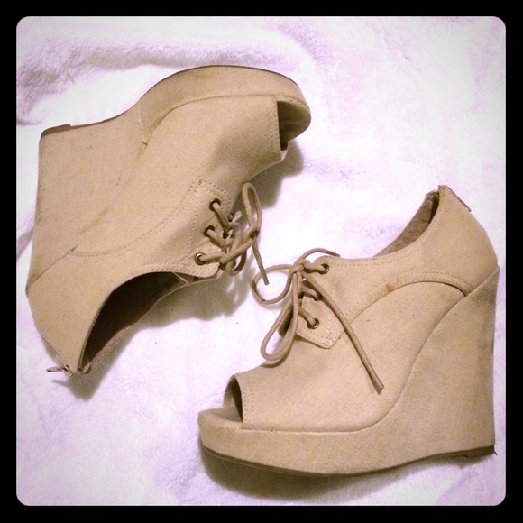 Forever 21 wedges