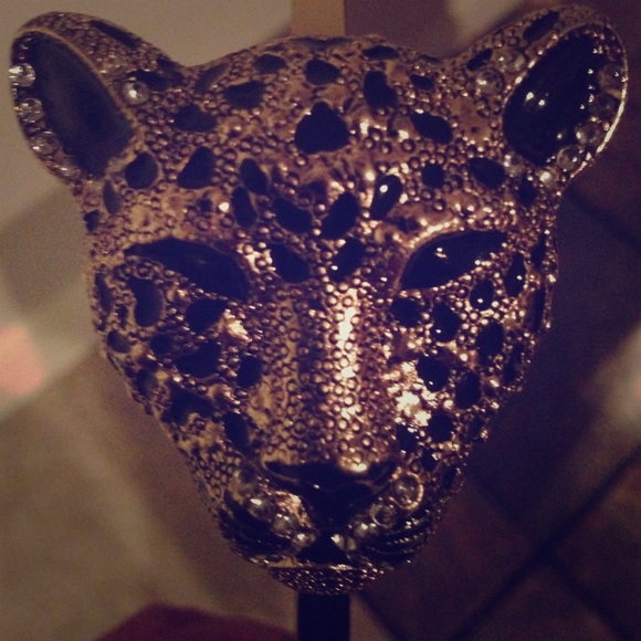 Unique, cute Cheetah headband!