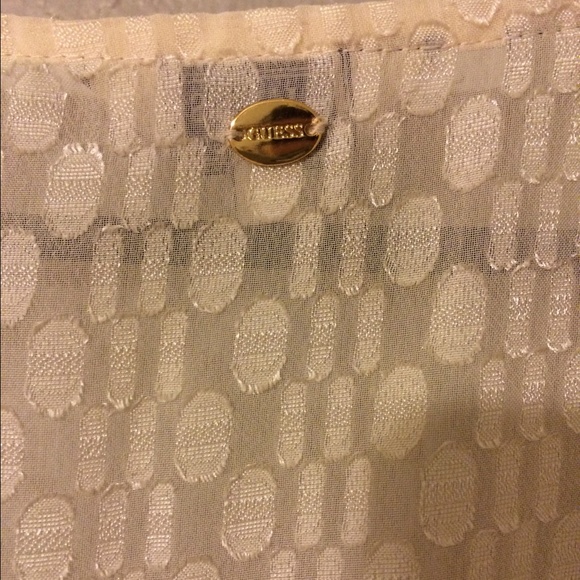 Guess flowing bell bottom sleeve shirt - Picture 3 of 3