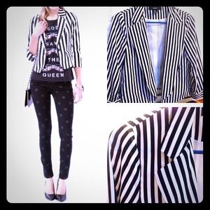 Forever 21 Black and White Striped Blazer M