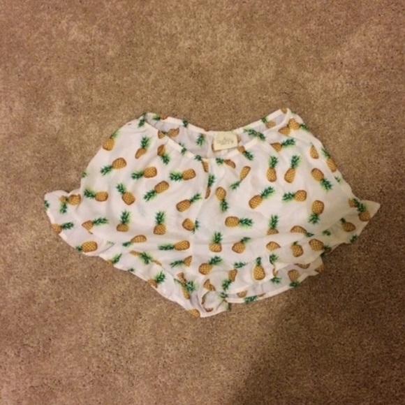 Pineapple shorts