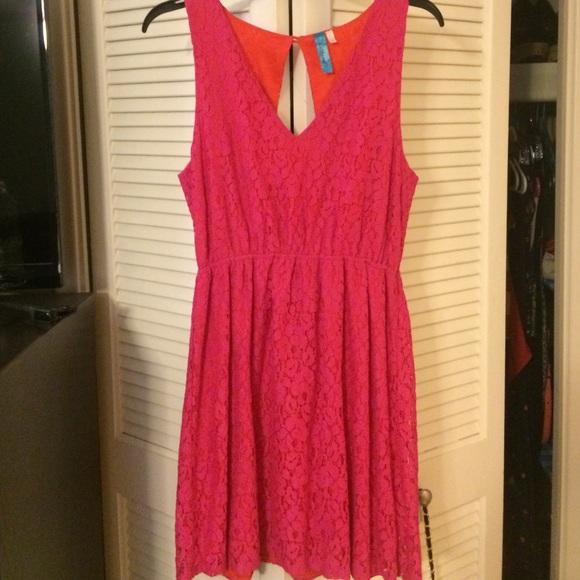 Pink open back v neck lace dress NWOT - Picture 1 of 4